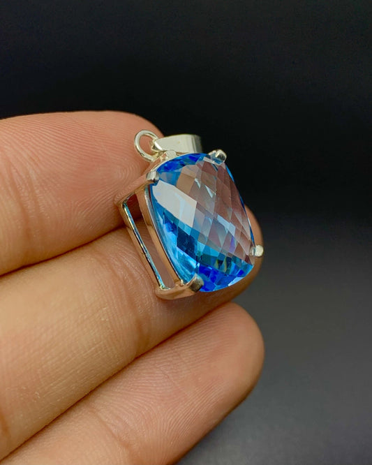 Wonderful Natural Swiss Blue Topaz Pendant